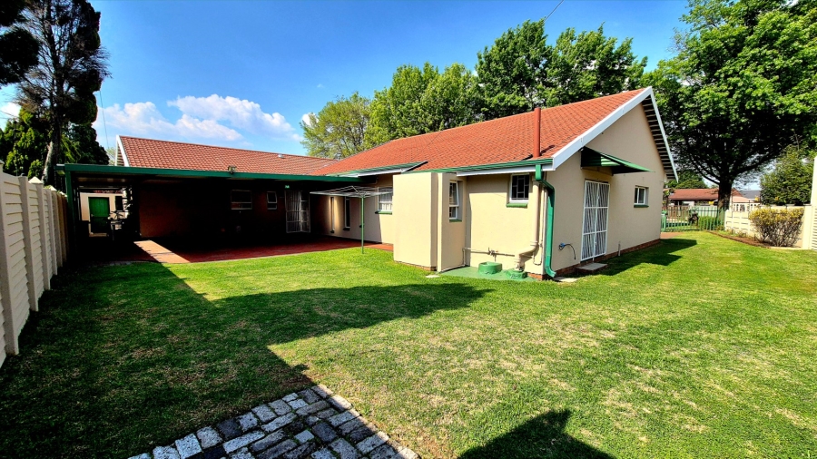 3 Bedroom Property for Sale in Vaalpark Free State